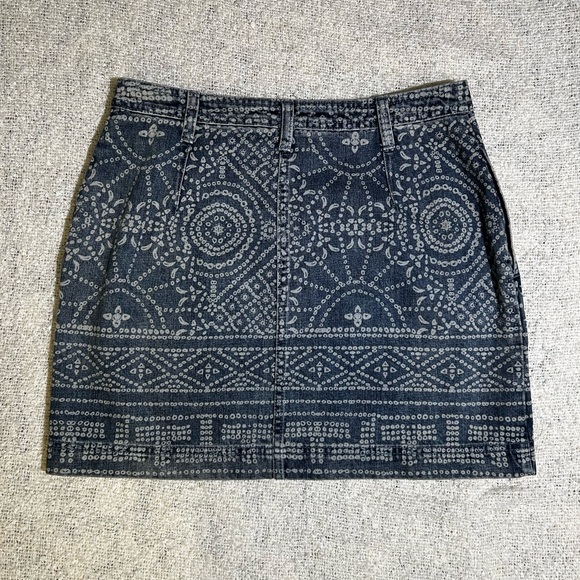 Free People 100% cotton tribal Patterned Denim Mini Skirt Size 8 - Picture 5 of 7